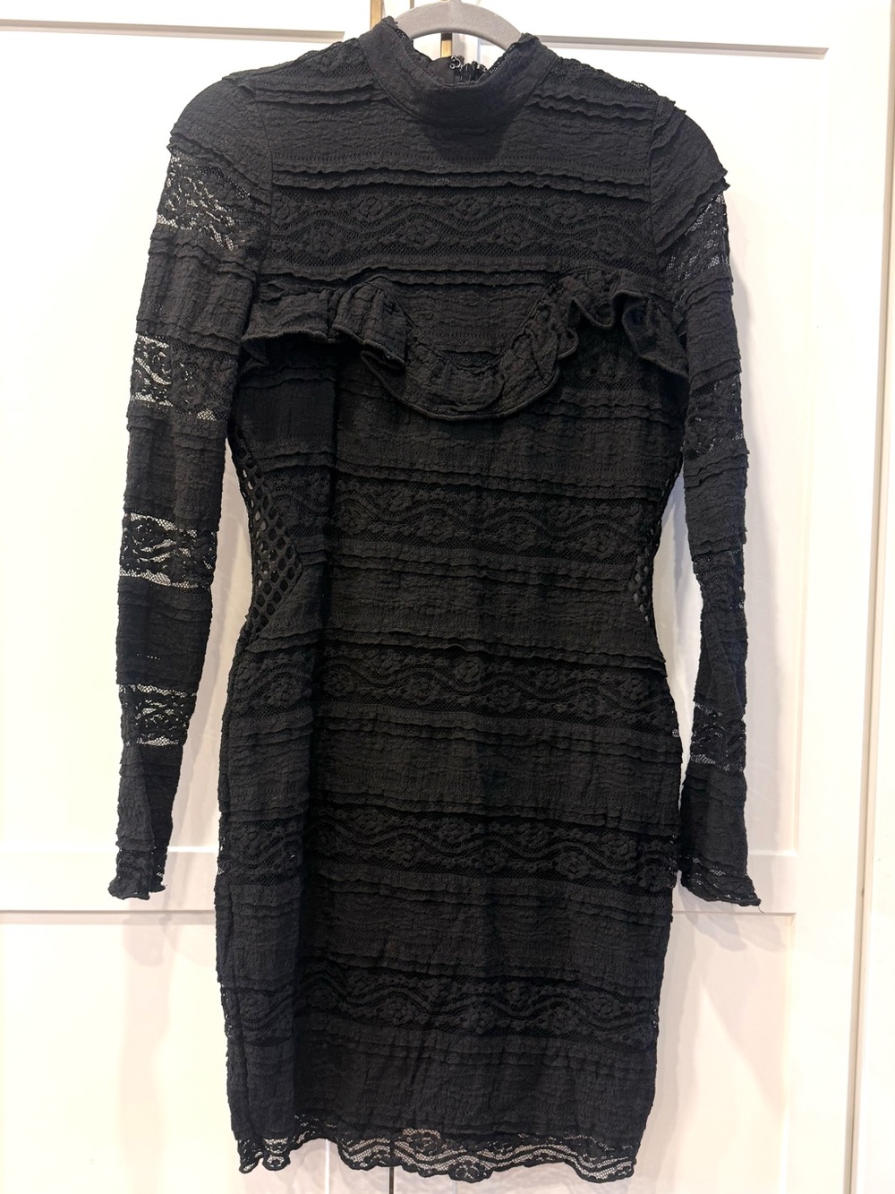 bebe Black Lace Ruffle-Trim Long Sleeve Dress